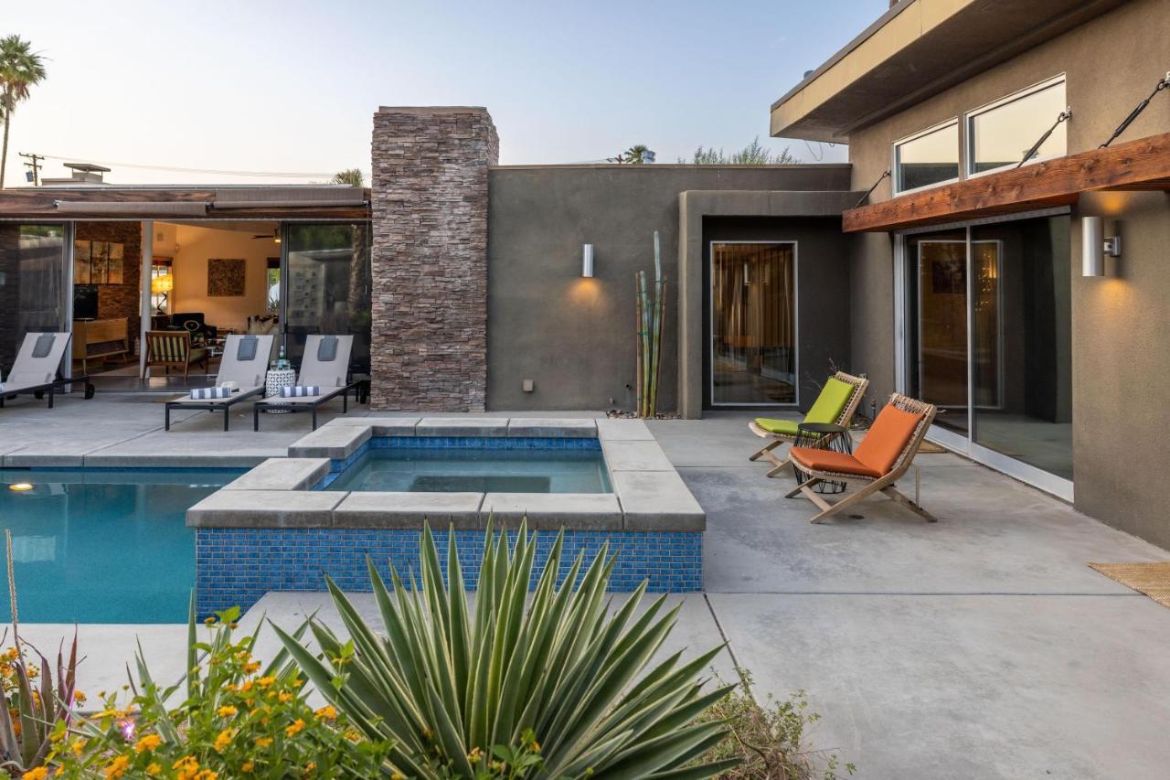 Lucy Im Home By Acme House Company Palm Springs Exterior photo