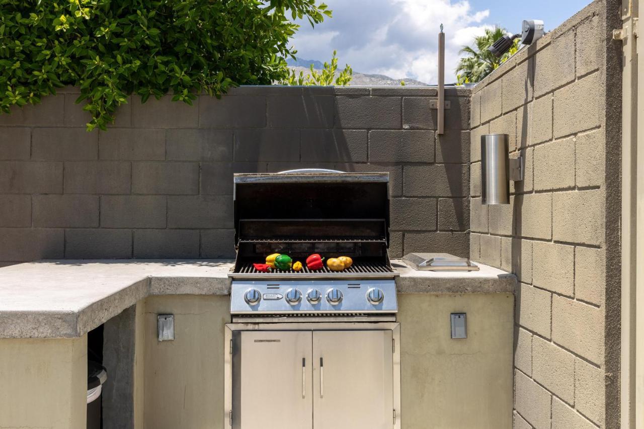 Lucy Im Home By Acme House Company Palm Springs Exterior photo